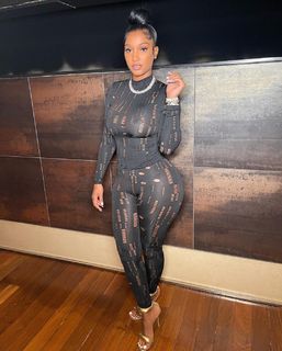 Bernice Burgos feet photo thumbnail
