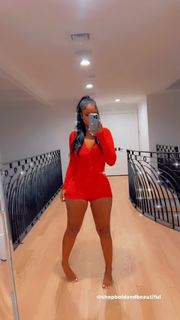 Bernice Burgos feet photo thumbnail
