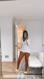 Bernice Burgos feet photo thumbnail