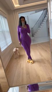 Bernice Burgos feet photo thumbnail