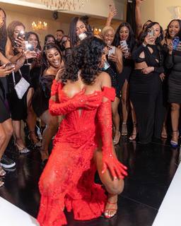 Bernice Burgos feet photo thumbnail