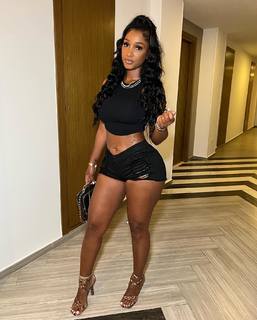 Bernice Burgos feet photo thumbnail