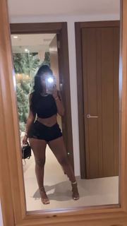 Bernice Burgos feet photo thumbnail