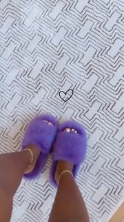 Bernice Burgos feet photo thumbnail