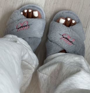 Bernice Burgos feet photo 3
