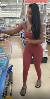 Bernice Burgos feet photo 2