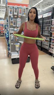 Bernice Burgos feet photo 1