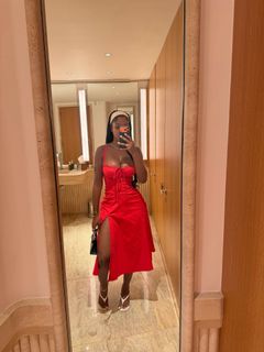 Bernice Burgos feet photo 9