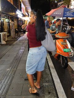 Bernice Burgos feet photo 4