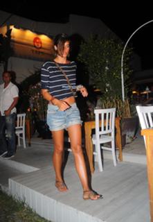 Berrak Tüzünataç feet photo 5