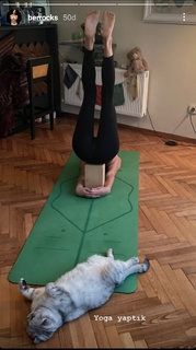 Berrak Tüzünataç feet photo 3
