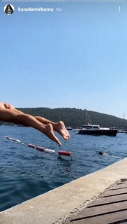 Berrak Tüzünataç feet photo 19