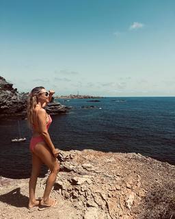Berta Collado feet photo 10