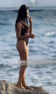 Berta Vázquez feet photo 19