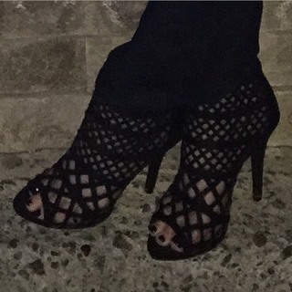 Bess Motta feet photo 1