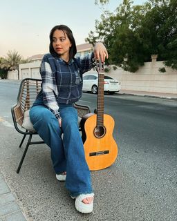 Bessan Ismail feet photo 13