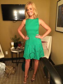 Beth Behrs feet photo thumbnail