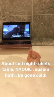 Beth Behrs feet photo thumbnail