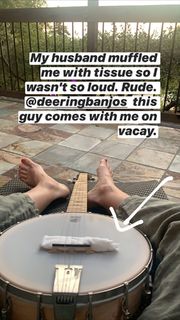 Beth Behrs feet photo thumbnail