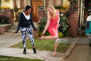 Beth Behrs feet photo thumbnail