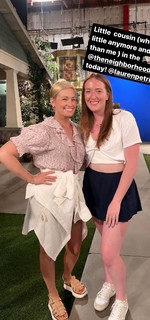 Beth Behrs feet photo thumbnail