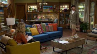 Beth Behrs feet photo thumbnail