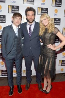 Beth Behrs feet photo thumbnail