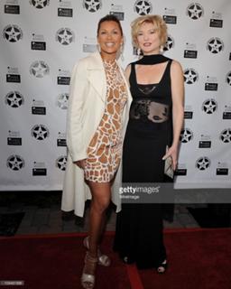 Beth Broderick feet photo 4