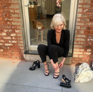 Beth Broderick feet photo 11