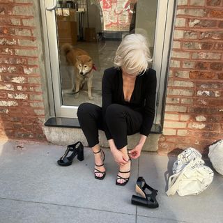 Beth Broderick feet photo 9