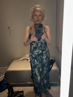Beth Broderick feet photo 5