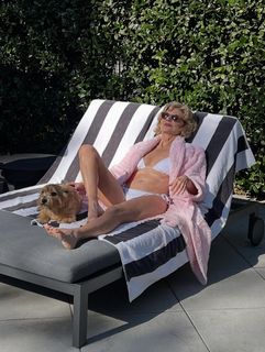 Beth Broderick feet photo 4