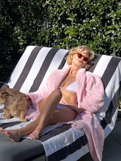 Beth Broderick feet photo 3