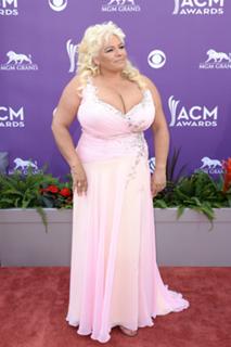 Beth Chapman feet photo 17