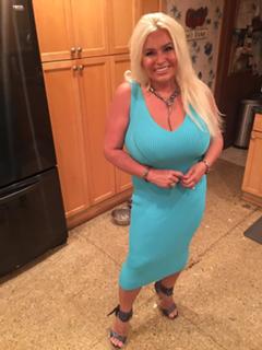 Beth Chapman feet photo 12