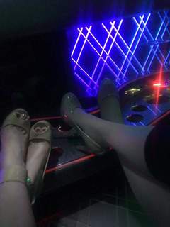 Beth Chapman feet photo 2