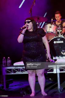Beth Ditto feet photo 2