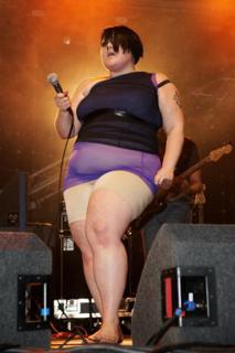 Beth Ditto feet photo 7