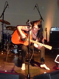 Beth Hart feet photo 15