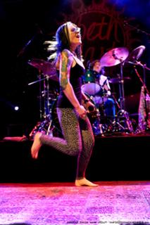 Beth Hart feet photo 2