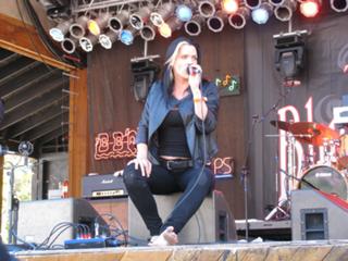 Beth Hart feet photo 19