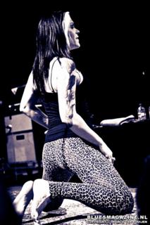 Beth Hart feet photo 18
