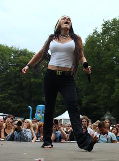 Beth Hart feet photo 13
