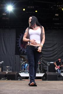 Beth Hart feet photo 12