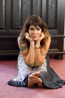 Beth Hart feet photo 2