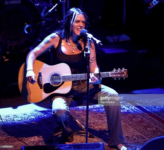 Beth Hart feet photo 8