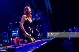 Beth Hart feet photo 17