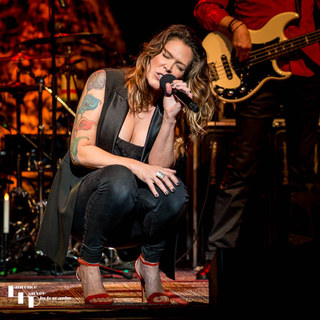 Beth Hart feet photo 16