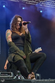 Beth Hart feet photo 19