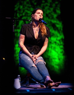 Beth Hart feet photo 13